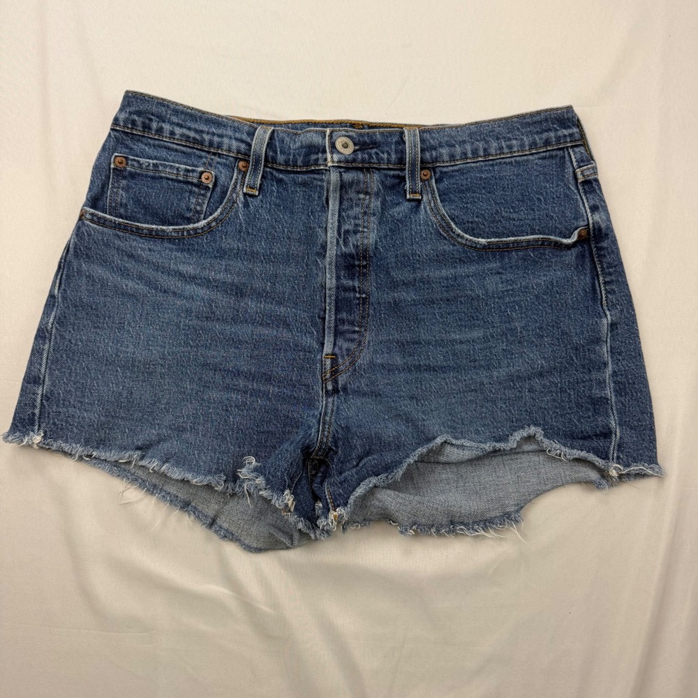 Levi's 501 Original Shorts Women 31 Blue Denim‎ Cut Off High Rise 56327-0227